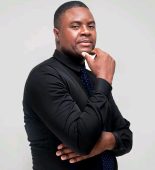 Dr. Milton Manuel Neto